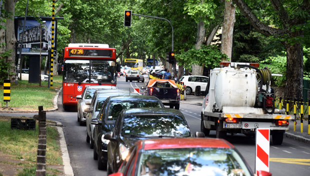 Колоне од Аутокоманде до Трошарине